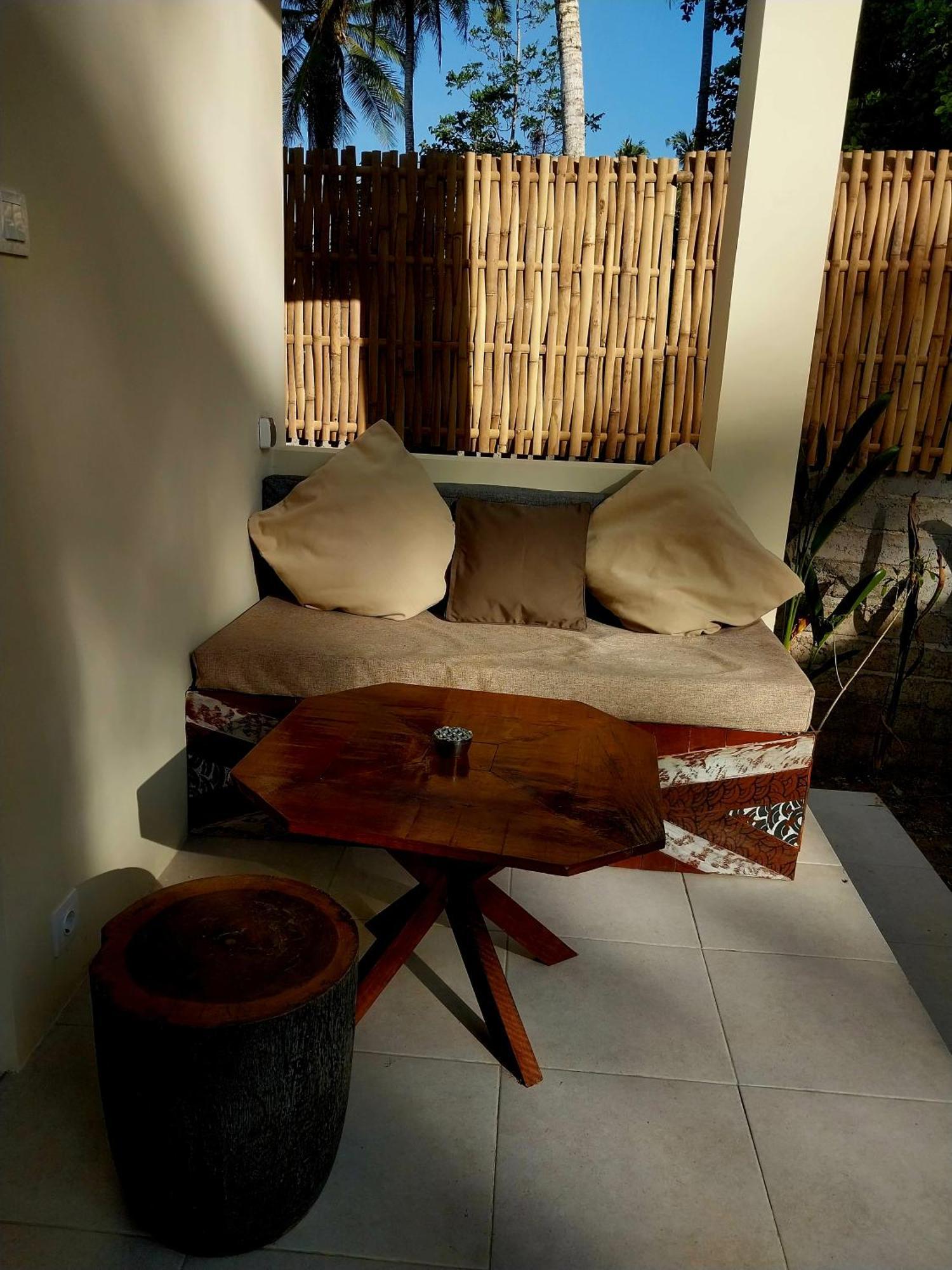 Hotel Twiny's Kuta  Zewnętrze zdjęcie