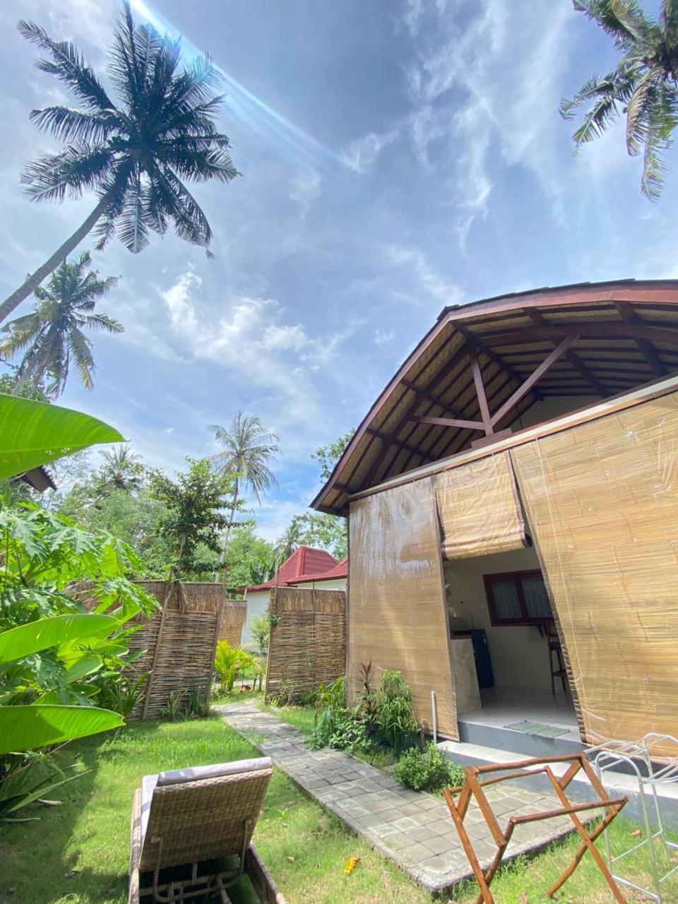 Hotel Twiny's Kuta  Pokój zdjęcie