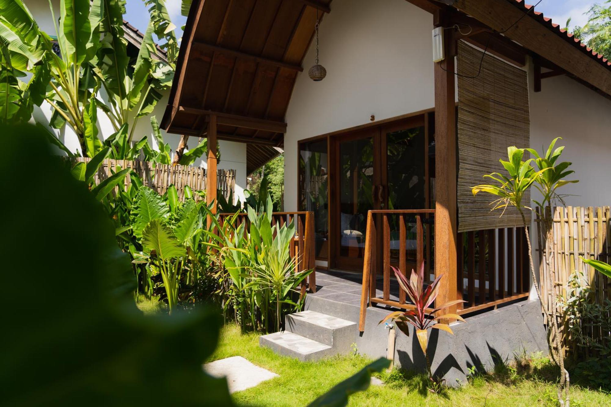 Hotel Twiny's Kuta  Pokój zdjęcie