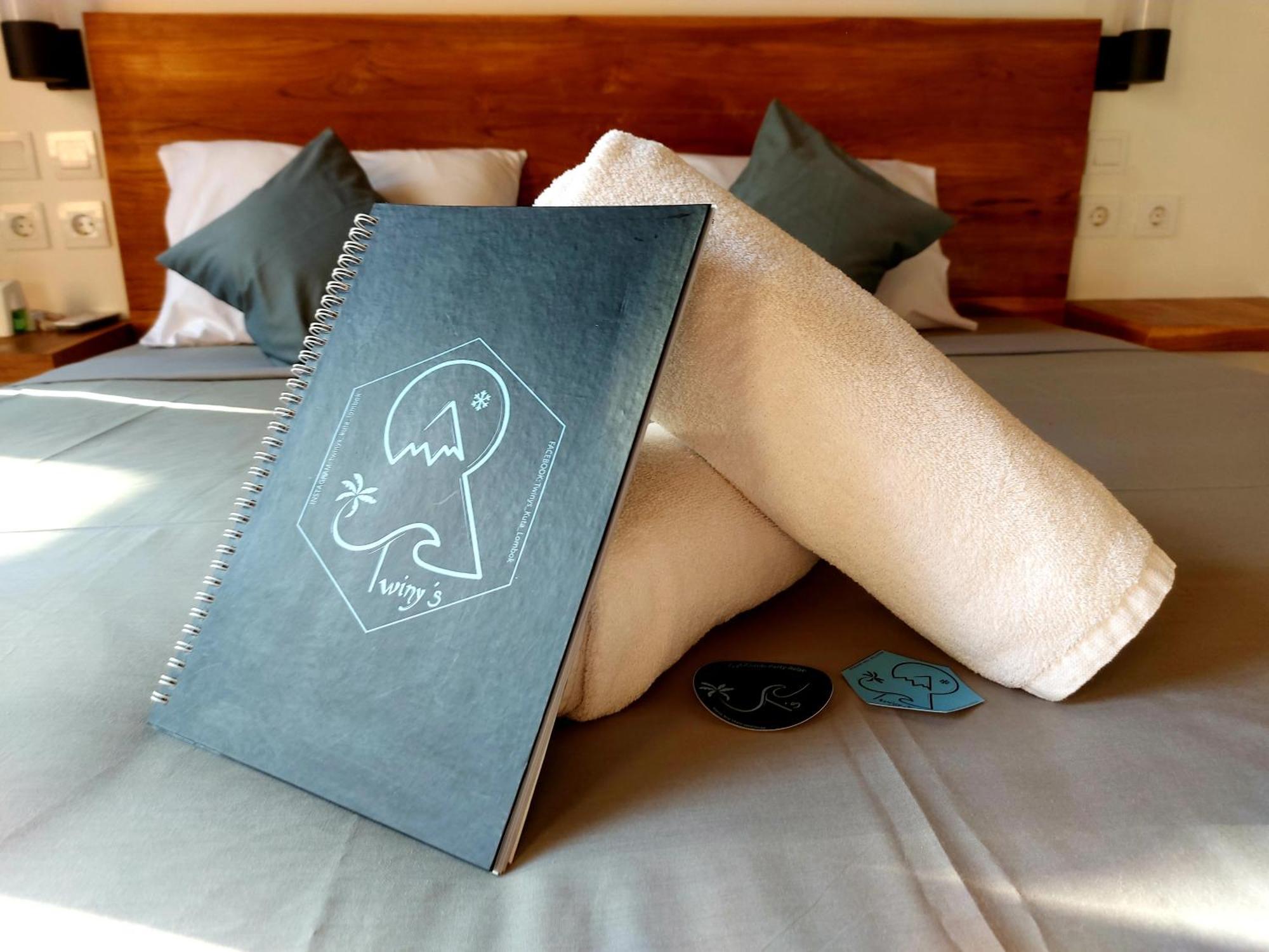 Hotel Twiny's Kuta  Pokój zdjęcie