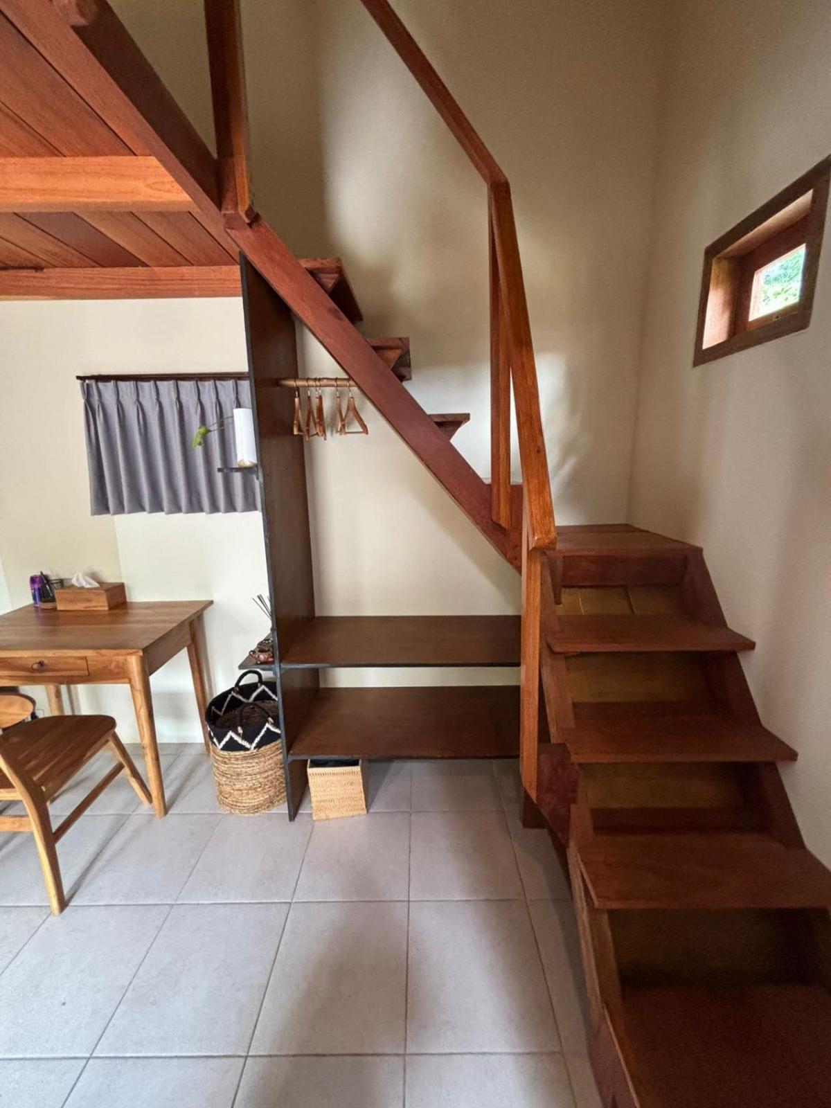 Hotel Twiny's Kuta  Zewnętrze zdjęcie
